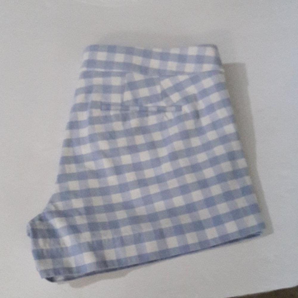 J. Crew Shorts Size 4 - Picture 5 of 6